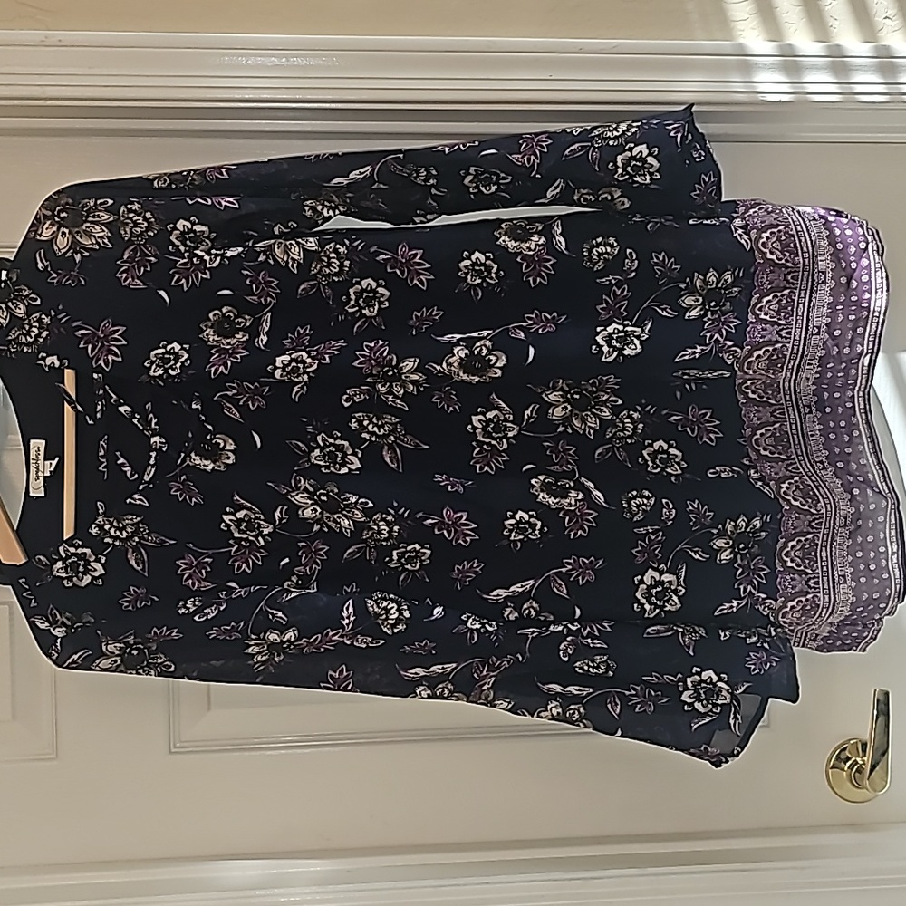 Bell sleeved dress